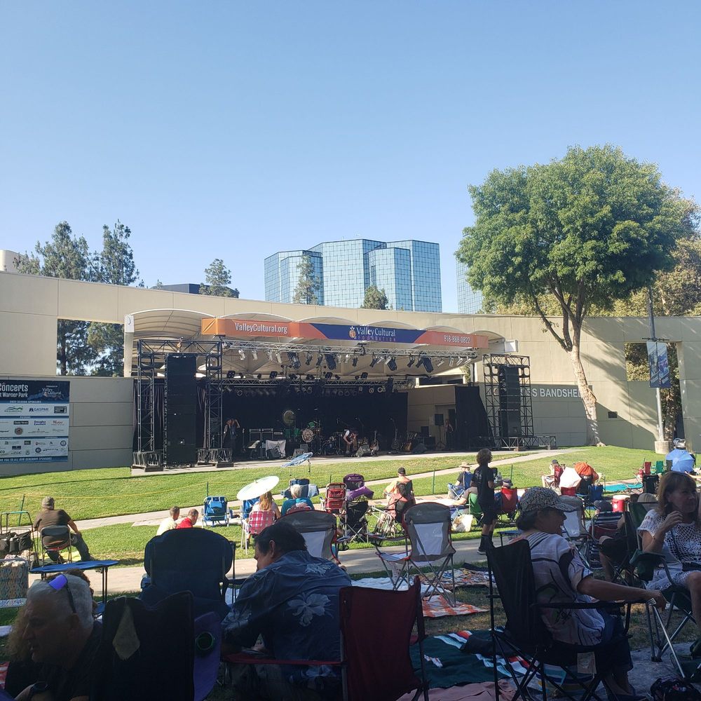 Emergency roof leak repair services in Woodland Hills, CA